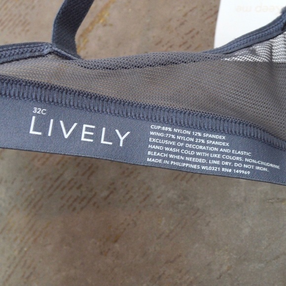 NWT 32C Lively The Deep V No-Wire Push-Up, Color Smoke - Picture 4 of 9